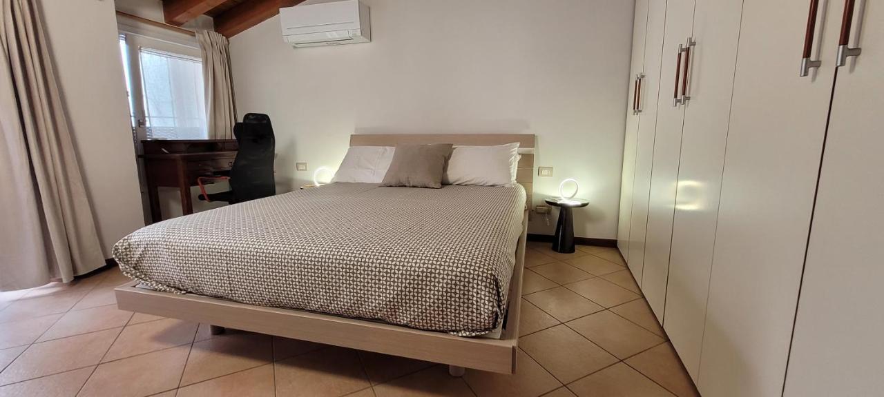 Dimora Larius Apartment Комо Екстериор снимка