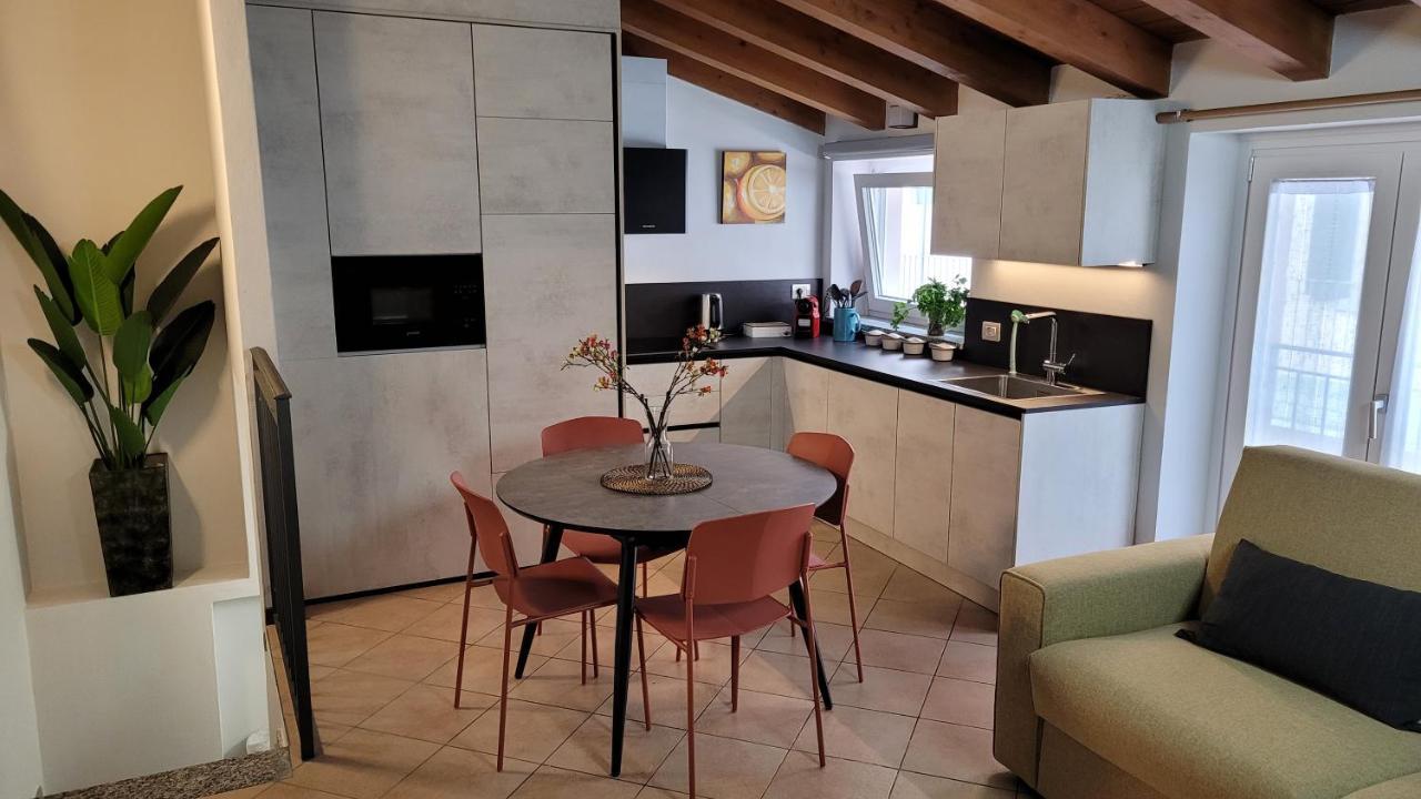 Dimora Larius Apartment Комо Екстериор снимка