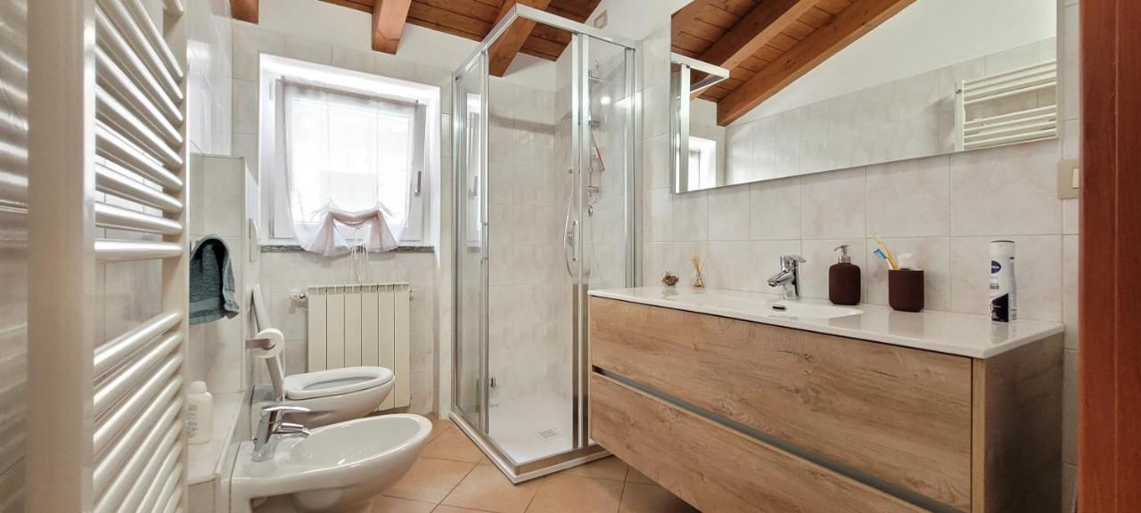 Dimora Larius Apartment Комо Екстериор снимка